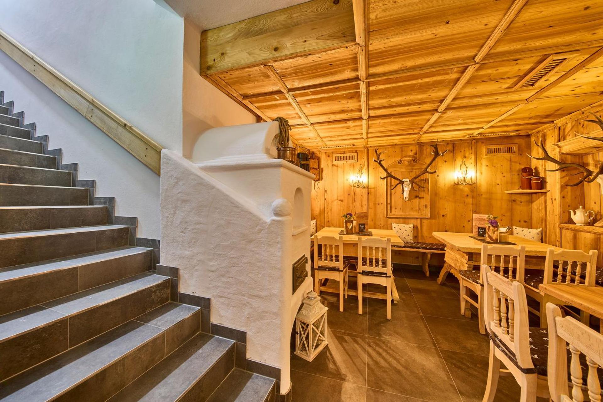 Platzhirsch Rooms - B&B - Self Check-In Пиезендорф Екстериор снимка