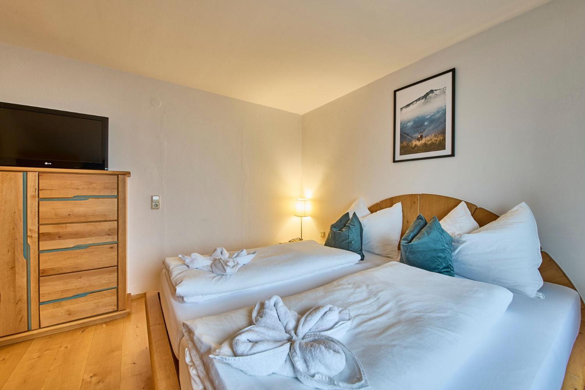 Platzhirsch Rooms - B&B - Self Check-In Пиезендорф Екстериор снимка